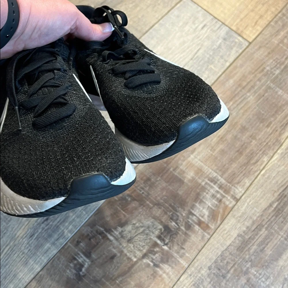 Nike React Infinity Flyknit Black & White Athletic Men’s Sneakers Tennis Shoes